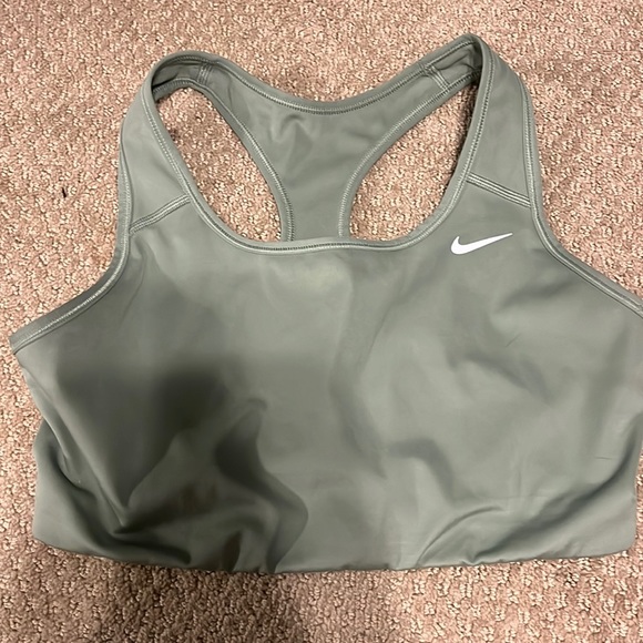 Nike sage green sports bra. Worn maybe once, was too big. - Picture 1 of 2